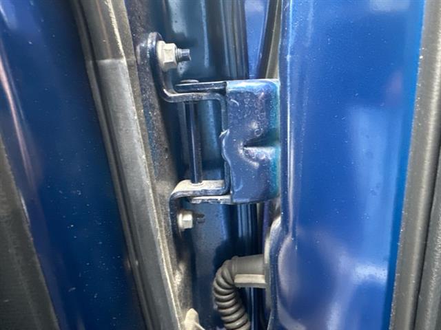 Lr Door Top Hinge