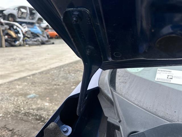 R Bonnet Hinge 