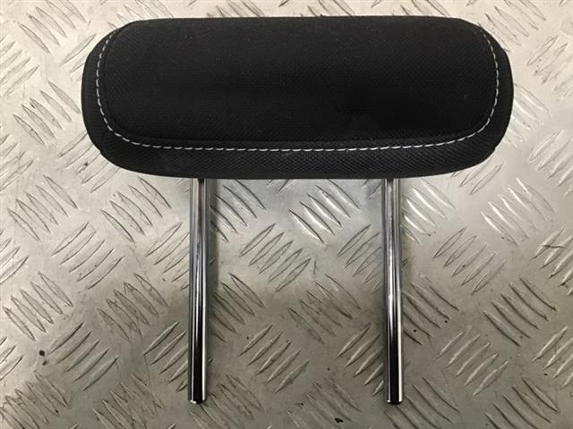 Rear Middle Seat Head Rest