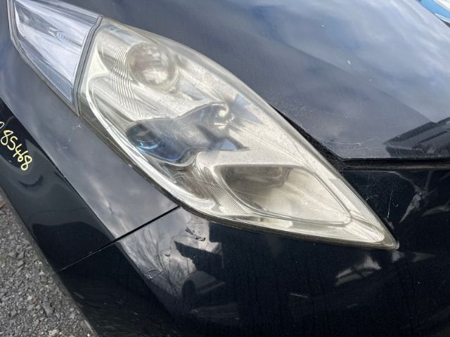 R Headlight