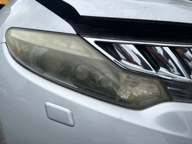 R Headlight