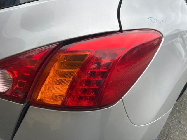 R Tail Light