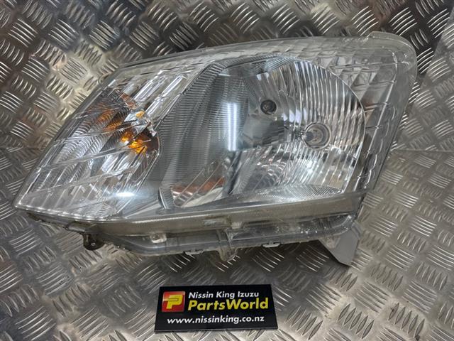 L Headlight (halogen)