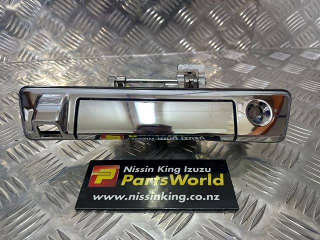 Tailgate Handle Outer