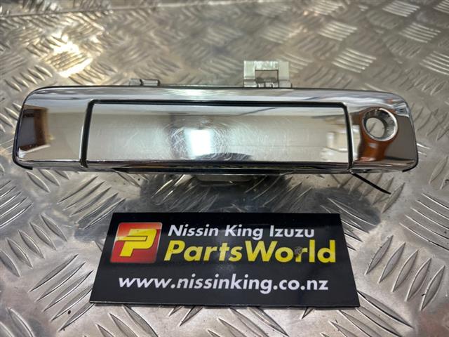 Tailgate Handle Outer