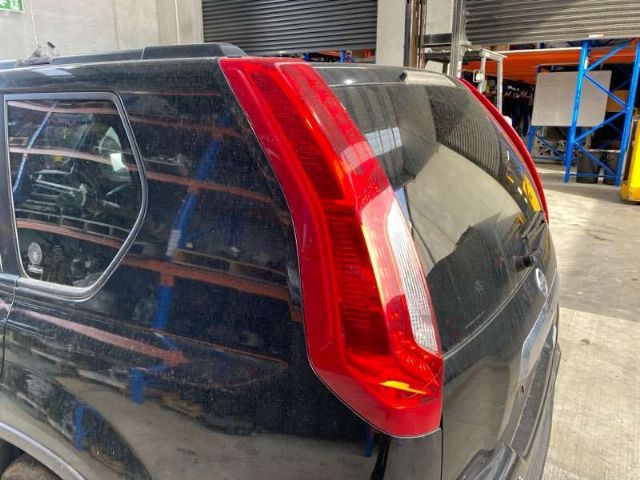 L Tail Light