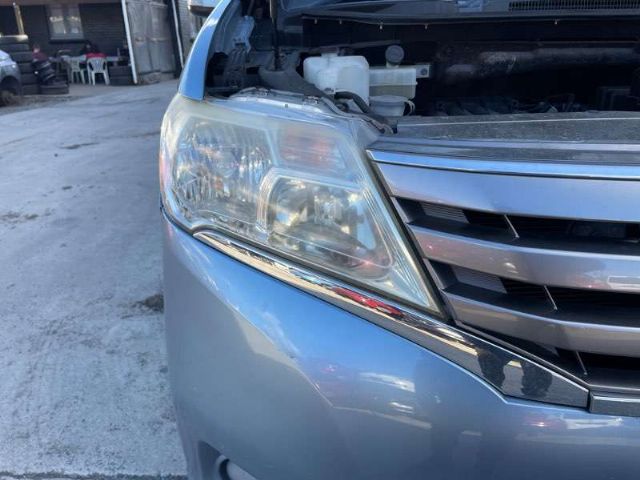 R Headlight (halogen)