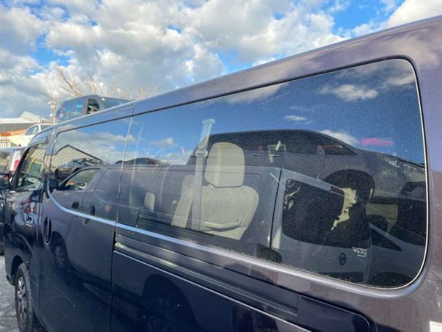 L Side Load Door  Fixed Glass