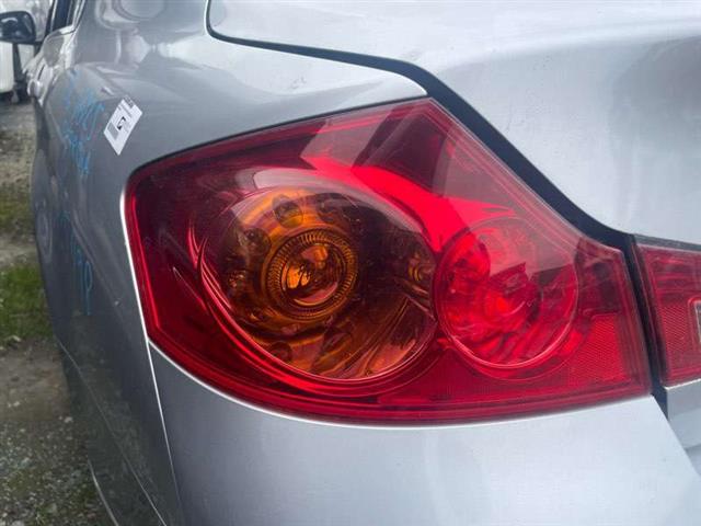 L Tail Light