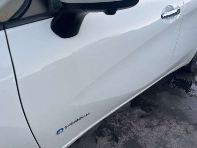 Lf Door Exterior Handle (smart Button) Type
