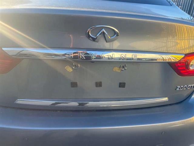 Boot Lid Centre Garnish