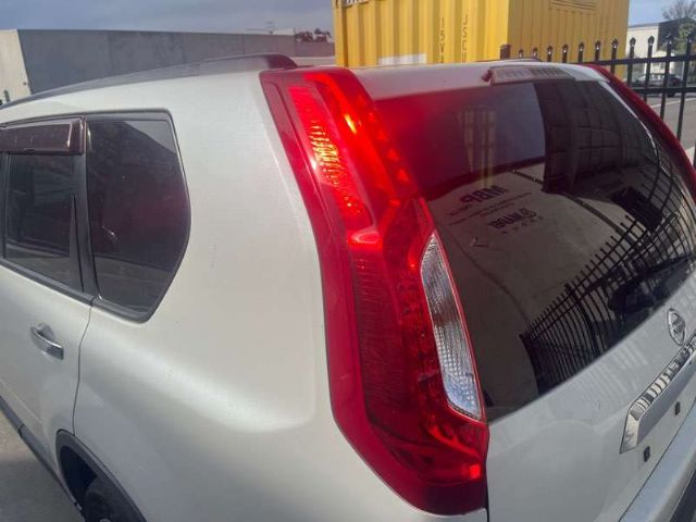 L Tail Light