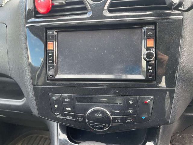 Stereo Surround / Bezel
