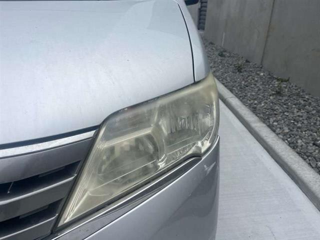 L Headlight (halogen)