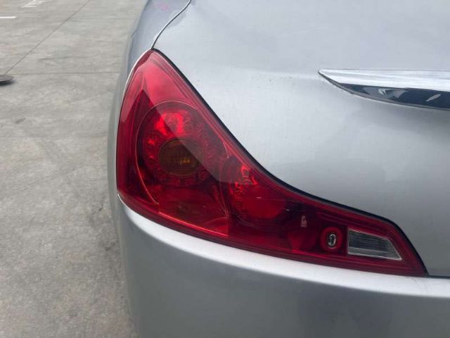 L Tail Light