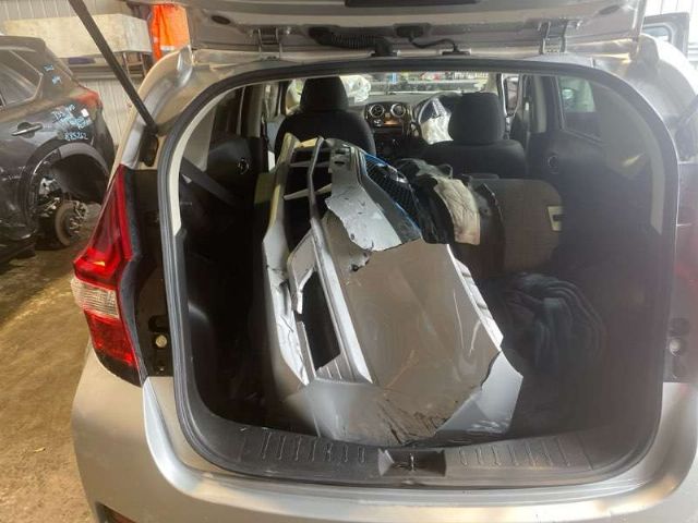 Tailgate Rubber
