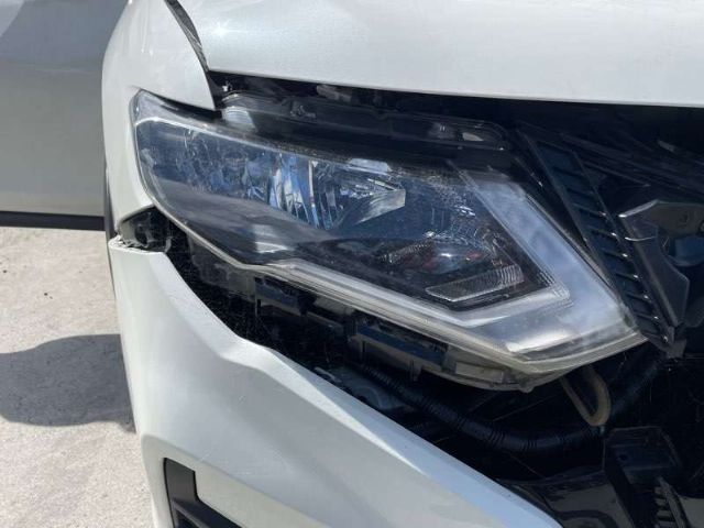 R Headlight (halogen)