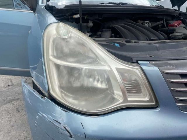 R Headlight