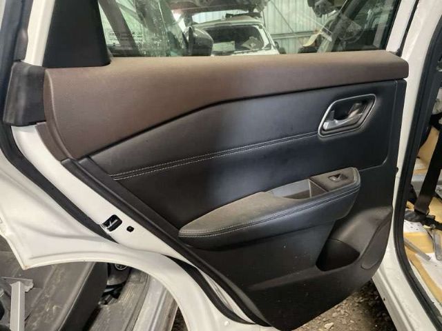 Lr Door Trim Elec