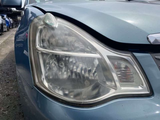 R Headlight