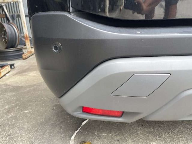 Lr Bumper Reflector