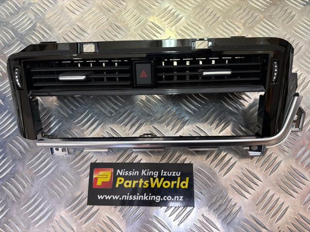 Dash Vent Surround Centre