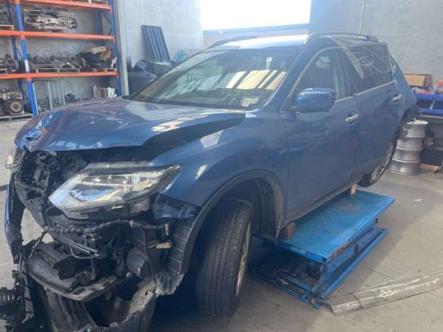 L Headlight (halogen)