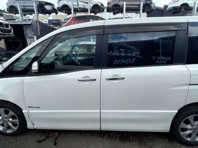 Lr Lower Door Moulding