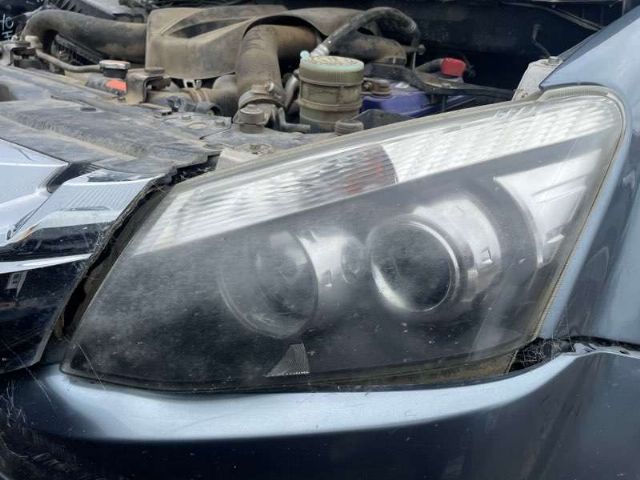L Headlight (projector)