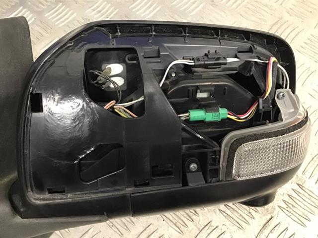 Lf Door Elec Mirror (14 Wire)