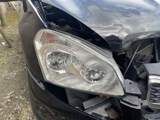 R Headlight