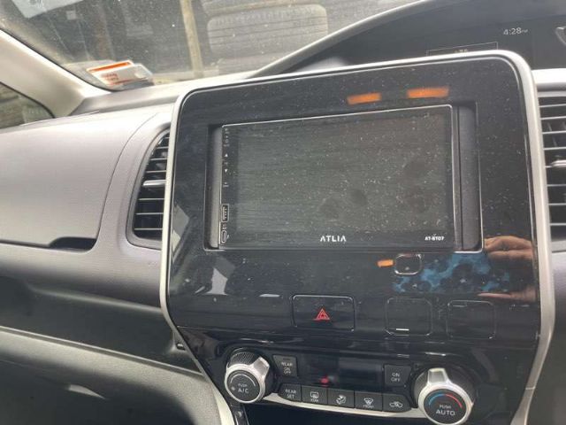 Stereo Surround / Bezel