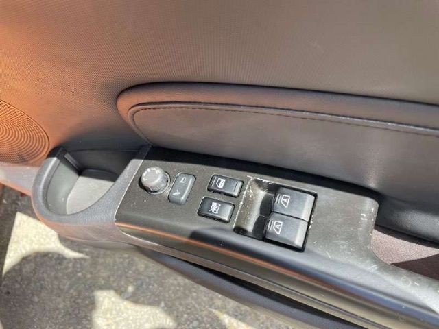 Mirror Adjuster Switch