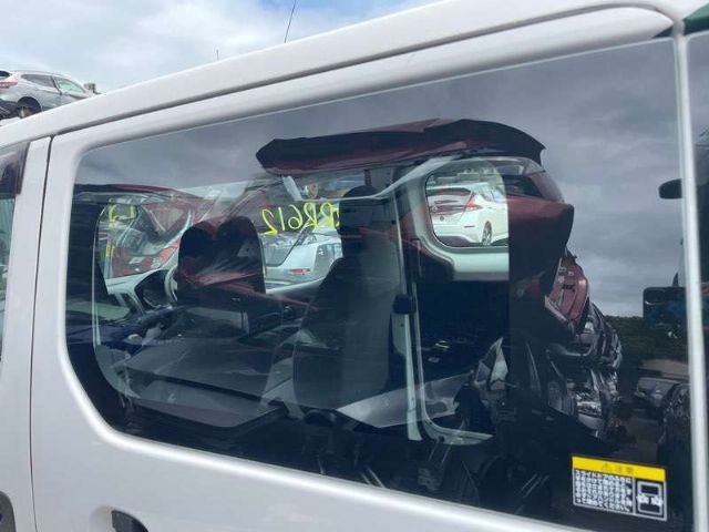 L Side Load Door  Fixed Glass