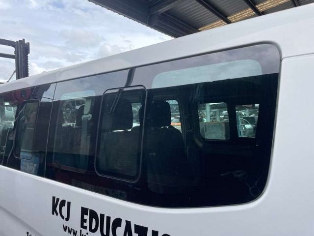 R Side Load Door Opening Glass 