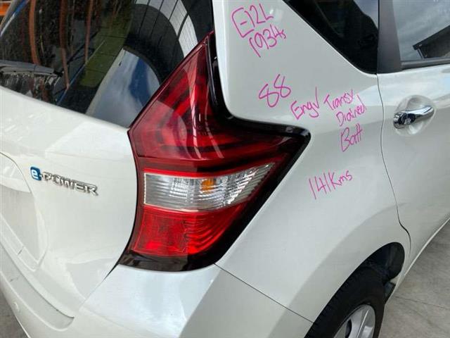 R Tail Light (led)