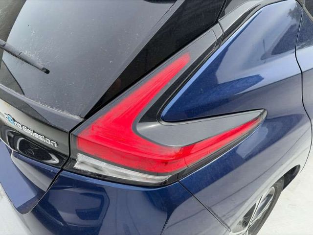 R Tail Light