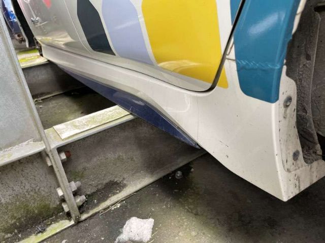 L Side Skirt