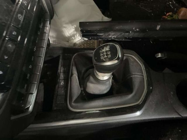 Gear Knob (oem)