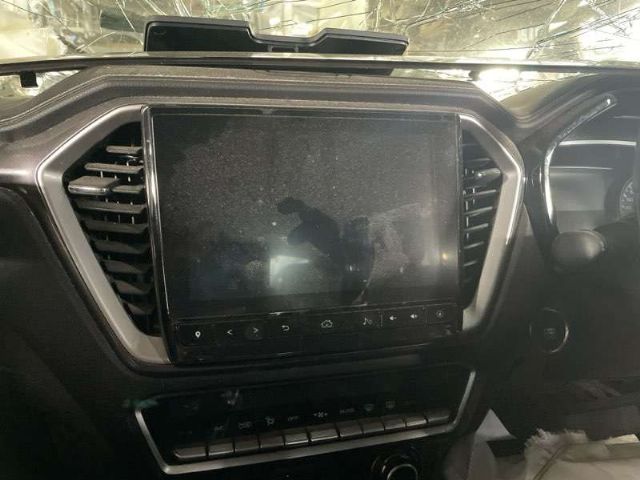 Dvd/nav Screen