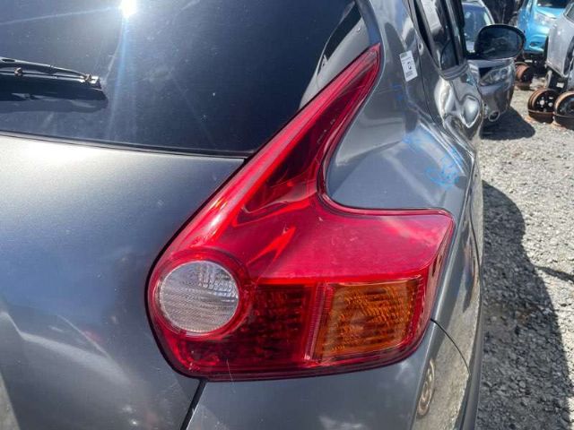 R Tail Light