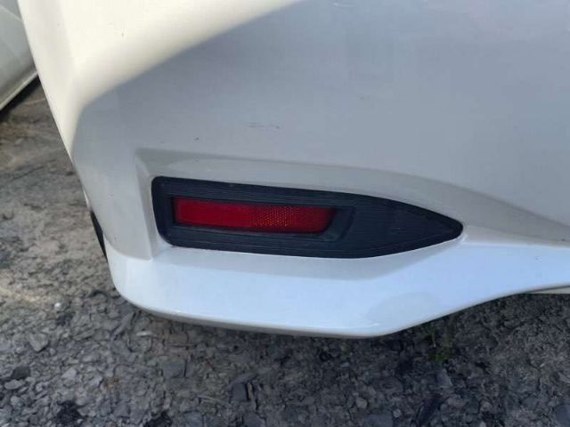 Lr Bumper Reflector