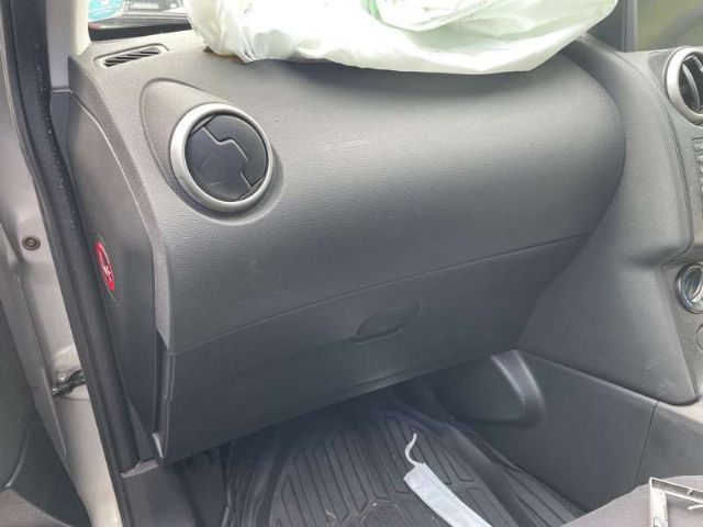 Glove Box