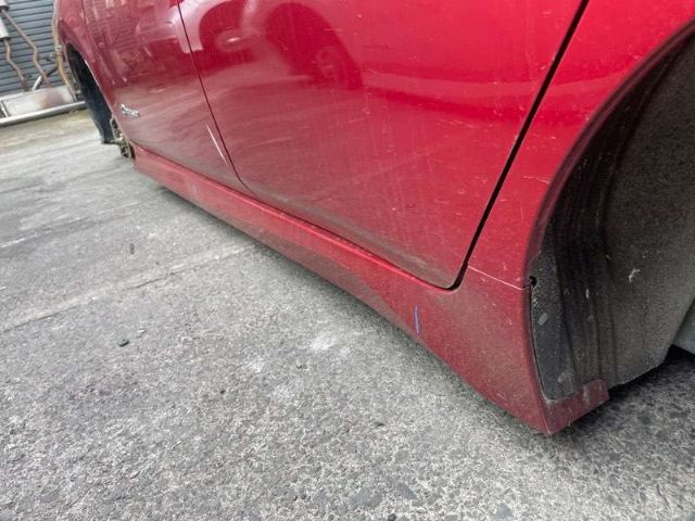 L Side Skirt