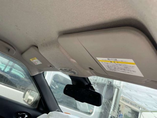Rh Sunvisor