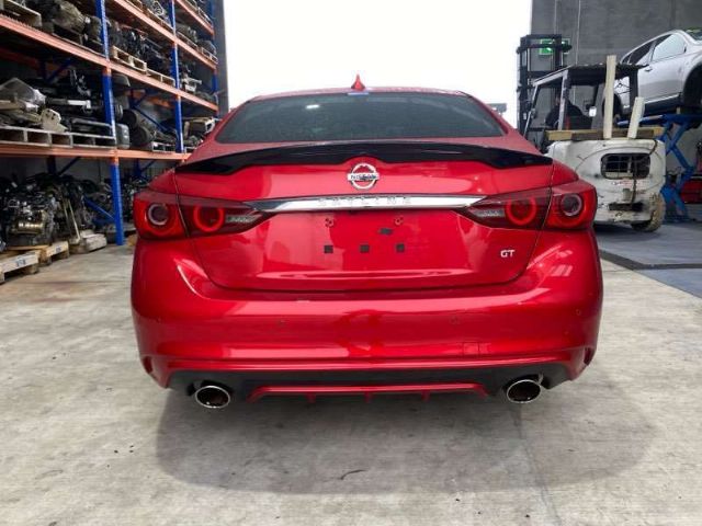 Boot Lid Centre Garnish