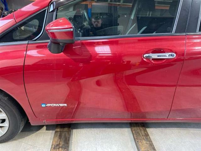 Lf Door Exterior Handle (smart Button) Type