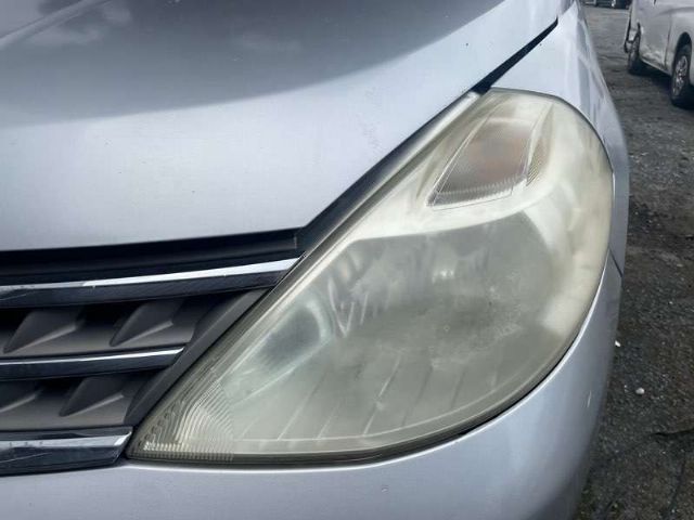 L Headlight