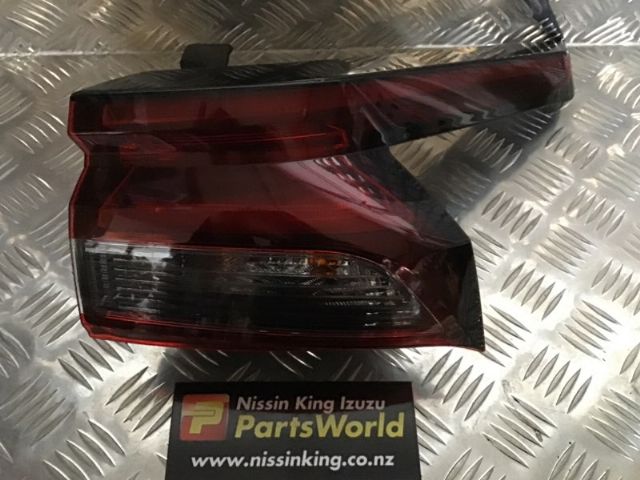 R Tail Light (led)
