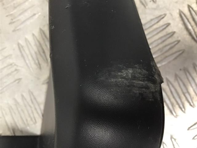 Side Step End Cap Rr